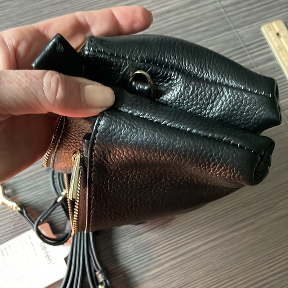 Small black leather crossbody with optional wristlet strap. - Picture 7 of 10
